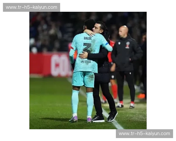 当红蓝荣耀遇上龙腾雄心：巴萨vs国足，一场不止于赛场的奇遇