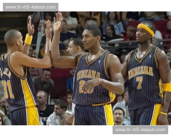 巨星传承：奥尼尔vs小奥，谁能书写属于自己的传奇？